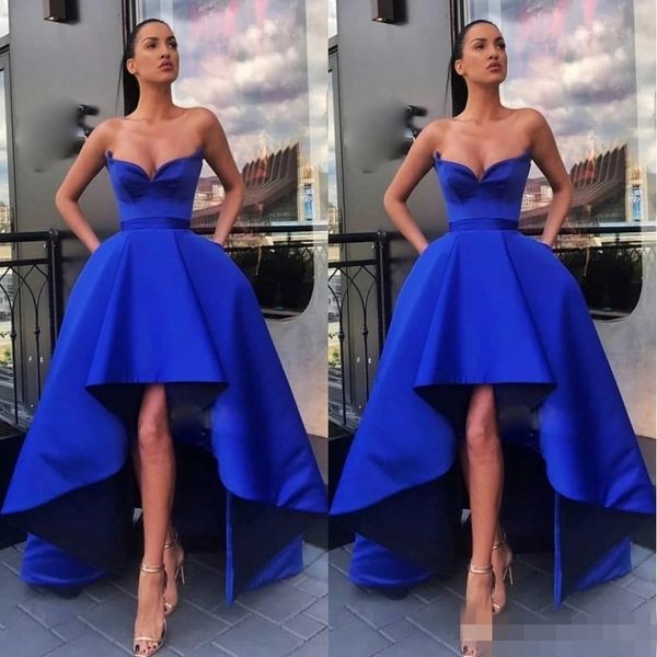 2020 Modest Royal Blue Prom Dresses High Low Loweetheart Tistline Satin A Line Graduation Fiest Party Occasis Formal Wear 296K