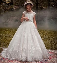 2020 Nouvelles robes de fille de fleur d'arrivée pour les mariages vestidos damihha filles en dentelle de la première communion pour filles8194180