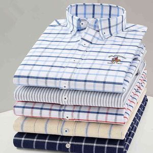 2024 Nouvelle arrivée Men Shirt Oxford High Quality 100% Coton Shirts Male à manches longues Shirts Casual Robe Fashion Shirts