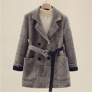 2020 Nieuwe herfst Winter Winter Women S Jacket Plaid Wool Blends Coat Vintage Double Breasted Wollen jas met riem bovenkleding dames LJ201106