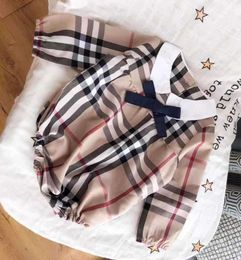2020 Nouveau bébé filles Bows cravate plaid barboteuse infantile enfants revers manches longues combinaisons designer enfants vêtements bébé garçons coton lin rom9688571
