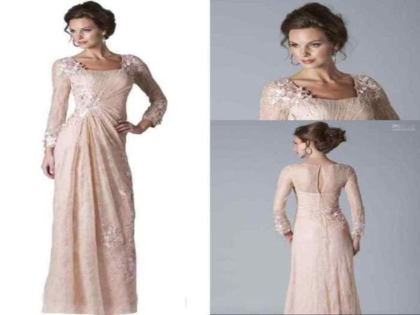 2020 Nuevo Blush Pink Lace Madre de los vestidos de novia Mangas largas Apliques Hasta el suelo Vestido formal para madre Vestidos de noche Barato C8629273