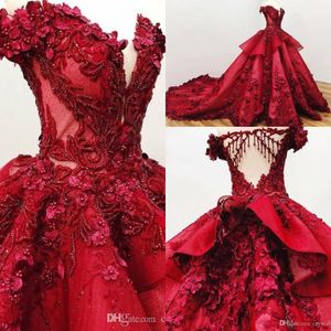 2021 Quinceanera Jurken Baljurk Kant 3D Floral Flowers Beads Off Shoulder Sweet 16 Illusion Court Train Dark Red Party Prom Avondjurken