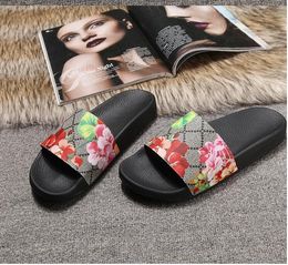 2020 Nieuwe Designer Rubber Dia Mode Sandaal Blocade Brocade Mannen Slipper Gear Bodems Slippers Dames Gestreept Beach Causal Slippe EUR36-41