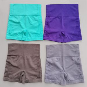 2020 Nouvelle énergie Shorts de gymnastique sans couture Femmes Taille haute Yoga Shorts Stretch Fit Fitness Running Sport Shorts Été 1271 Z2