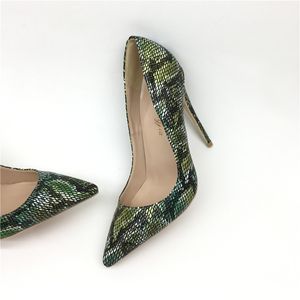 2020 nouvelles chaussures habillées européennes et américaines à talons aiguilles en grain de serpent vert à talons hauts sur mesure taille 33-45