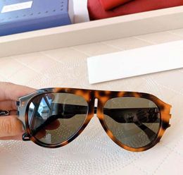2020 Nieuw modeontwerp zonnebril 0665 Klassiek Piloot frame Topkwaliteit Eenvoudige zomerstijl UV400 Lensbescherming Eyewear met Box9864785