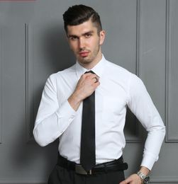 2020 Nuevo diseñador de moda Men039s Camisa de vestir clásica de alta calidad de color sólido Slim Fit Camisa de traje de novio de boda romántica para M8341606