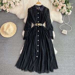 2023 nouvelle mode robes décontractées rose noir été femmes vacances plage robe zippée nouveau style col en V avec taille haute broderie feuille de lotus robes étudiants