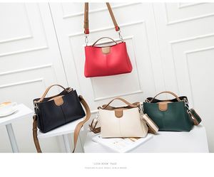 2020 nouvelle mode simple sac à main à la mode tempérament hit couleur épaule sac de messager classique sauvage femme sac