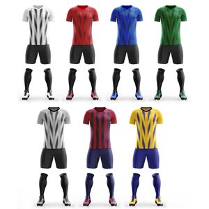 2020 Nieuwe voetbalpak Ademend voetbal Set 100% polyester stof korte mouwen uniform