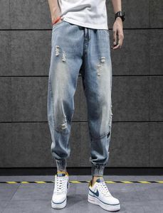 2020 New Hip Hop Harem Jeans Pantalons Men Loose Joggers Denim Pantalon de survêtement décontracté Korea Longueur Longueur Streetwear S08048212189