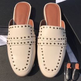 2020 nouvelle offre spéciale femmes Designer sandales en cuir rivets glisser Spike Verona Mule appartements mocassins femmes diapositives chaussures
