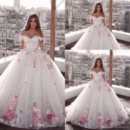 2024 Plus taille balle go robes de mariée des applications en dentelle épaule 3D Fleurs florales Crystal Sweed Train Arabe Forme de mariée formelle