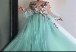 2020 Nouveau joli vert menthe broderie florale dentelle robes de bal bouffées manches longues Illusion Oneck Aline robe de soirée robe Format4745023