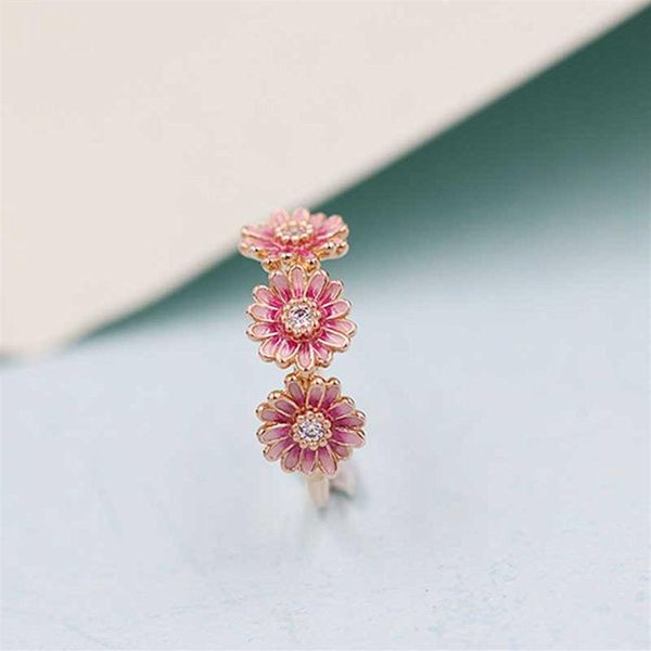 2020 nouveau printemps 100% 925 argent Sterling européen Pandora Rose or rose marguerite fleur émail Trio bague pour femmes Jewelry227B