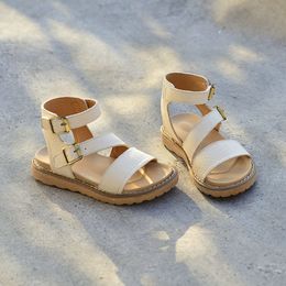 2022 Nieuwe zomer kinderen Romeinse sandalen lederen mode prinses schoenen partij tonen meisjes sandalen Euro: 26-36