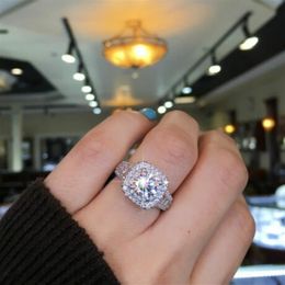 2020 nouvelles femmes anneaux de mariage mode argent carré pierres précieuses bagues de fiançailles bijoux simulé bague en diamant pour Wedding237P