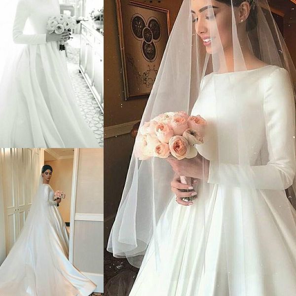 2020 Vestidos de novia de satén de diseño liso Modest Manga larga Escote Beteau Corte Tren Vestidos de novia Traje formal de mariage256u