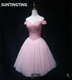 2020 imagen real vestido de fiesta corto rosa perlas con cuentas fuera del hombro vestidos de fiesta con cuello en v sexy fiesta de cóctel pequeña hasta la rodilla dr3193770