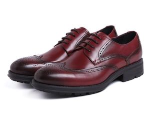 Zapatos de hombre rojos, azules y marrones, estilo de ropa de trabajo, punta redonda, suela blanda, piel de vaca, moda de boda, Oxfords Homme con caja