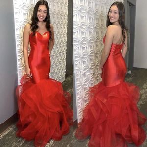 2020 Red Ruffle Mermaid Prom bruidsmeisje jurken strapless satijnen jurk avondkleding feest lange formele jurk speciale gelegenheid vrouwen goedkoop 2080