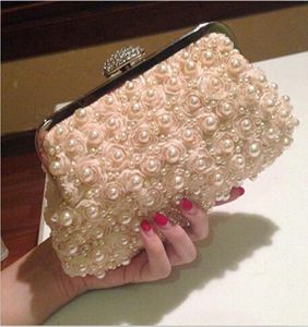 2020 s strass fleur pochette chaîne sac à main sac de messager nouvelle perle femme sac exquis Banquet mariée sac à main 9864025