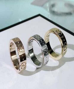 2020 Verkopen van nieuwe letter mode Simple Couple Designer Ring Luxe Designer Sieraden Women Rings7731662