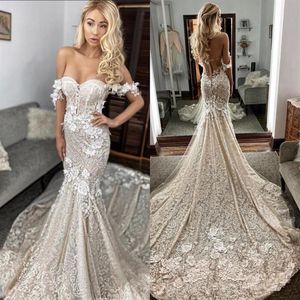 2020 Sexy Berta Off Shoulder Mermaid Trouwjurken Lace 3D Applique Sweep Train Backless Custom Made Bruidsjurken Robe De Mariee252D