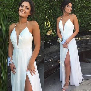 2020 robes de mariée de plage simples dos sexy en mousseline de soie fente latérale licou plongeant col en V longueur de plancher robe de mariée robe de novia