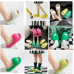 2020 Slippers Paris Sliders Heren Dames Slippers Zomer Slides Londen Engeland Sandalen Strandglijbaan Dames Slippers Loafers Home Plaid Patroon Slipper