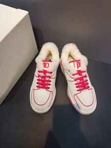 Heren Dames Wollen kledingschoenen Mode Geschilderde letters Echt leer Genaaid Platte schoenen Straatpark Winter Casual Sport Lichte schoenen Bijpassende doos 35-46