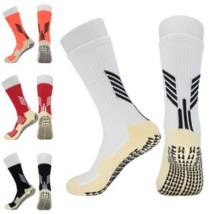 2020 Unisexe Nouveau Anti Slip Football Chaussettes De Sport Antidérapantes Football Athlétique Sport Casual Pantoufle Antidérapante Adultes Chaussettes Moyennes Courtes X0710