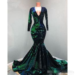 2020 Vintage groene prom -jurken lange mouwen pailletten kanten applique sexy diep v nek plus size eving jurk formele ocn slijtage op maat gemaakt