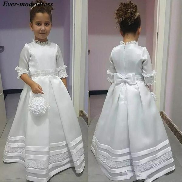 2020 Vintage Princesse Dentelle Perlée Robes De Fille De Fleur Avec Manches Courtes Col Haut Fête D'anniversaire Robe De Graduation Tout-Petits Enfants Communion