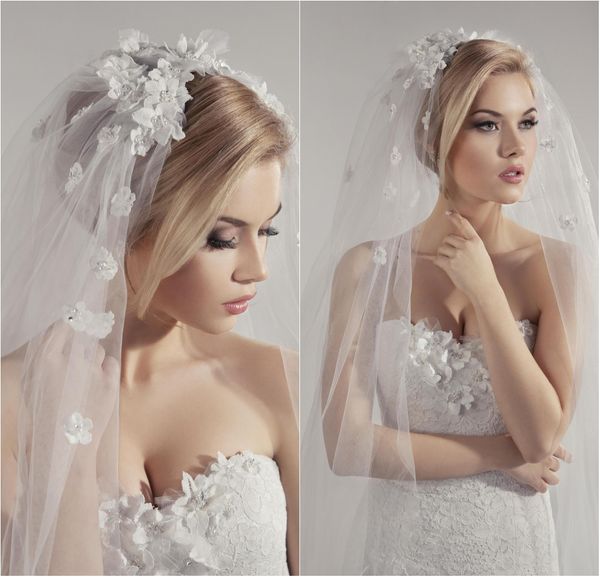 2020 Voiles de mariage 3D Fleur Dentelle Appliqué Monocouche Voile De Mariée Perles Perlées Fait À La Main Fleur Blanc ou Ivoire Wraps