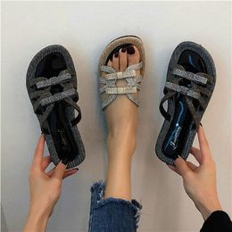 2020 Femmes Giltter Sandales Sandales Flat-nouée Comfort Retro Retro Anti-Slip Beach Shoes Platform Slide Zapatos Mujer