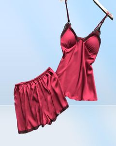 2020 Femmes Pajamas Sets Vêtements de sommeil en satin Soil 4 pièces Nightwear Pyjama Spaghetti Slevel Sleep Lounge Pijama avec poitrine 4718830