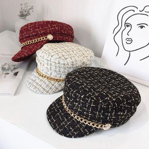 Bérets 2021 femmes Vintage chaîne en métal Tweed chapeau hiver rétro plat chaud chapeaux femme Plaid jeunesse casquette