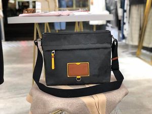 sac à main L 44Luxurys Designers Bags la garniture noire et marron est facultative pour le facteur Bag520 taille 30 25 12 cm