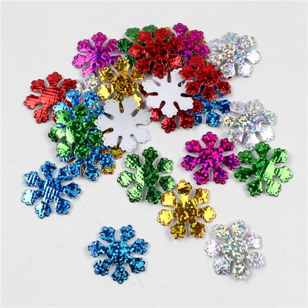 2021 100pcs / pack 30mm flocon de neige de Noël feutre rembourré appliques pour chapeaux épingle à cheveux artisanat décoration de mariage bricolage accessoires en gros