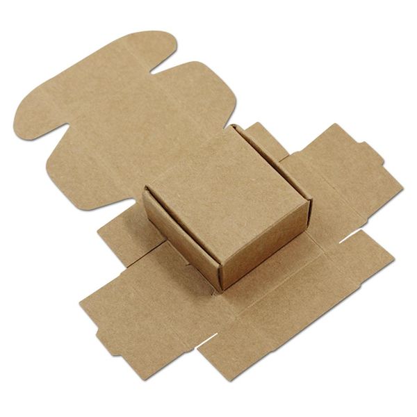 2021 17 tamaños Venta al por mayor Caja de papel Kraft marrón Caja de regalo blanca Cajas de cartón Embalaje de jabón Favores de boda Regalo de dulces
