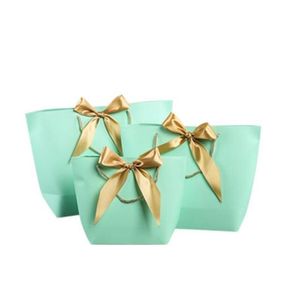 2021 5 kleuren Papier geschenk tas boutique kleding verpakking tassen kartonnen pakket boodschappentassen voor de huidige wrap