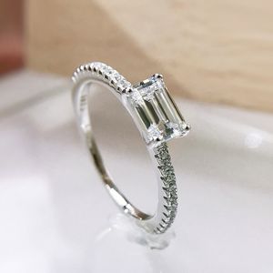 2021 925 Silver Mini Sugar Cube Emerald Cut Create Moissanite Rose Gold Color Ring voor Dames Bruiloft Voorstel Sieraden Gift