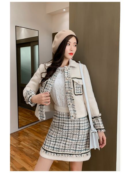 2021 Une ligne automne hiver tweed femmes 2 pièces robe ensemble de haute qualité piste de luxe patchwork chaud perle bouton veste manteau + mini jupe costumes