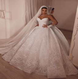 2021 Arabe Aso Ebi Lace Crystals Cristaux Robes de mariée Sheer Neck Long Hobes Bridal Robes de mariage vintage Vintage Vestido6112911