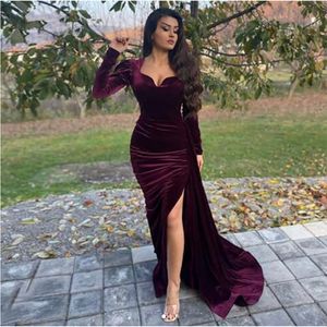 2021 Arabische avondjurk Sweeteart SEAGE Mouw Sexy Mermaid Prom jurk plus size fluwelen moeder van de bruid feestjurk 285W