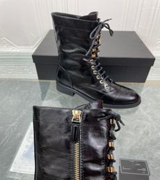 2021 Boots d'automne et d'hiver Chaussures Classcial Black Femmes Bottises Higlet Quality 8 pouces Boîte de chaussures d'hiver Inclus Cowskin Taille 351699867