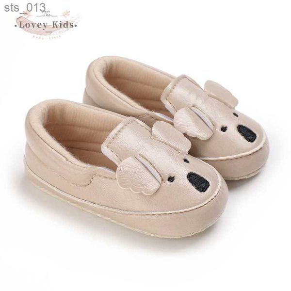 2021 otoño bebé niño niña zapatos PU Koala dibujos animados primeros andadores niño encantador suave PU zapatos planos zapatillas infantiles L230518