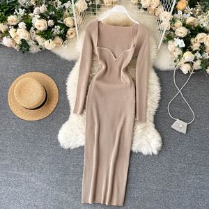 2021 otoño nuevo diseño mujer cuello cuadrado manga larga color sólido bodycon túnica sexy midi largo lápiz vestido de punto